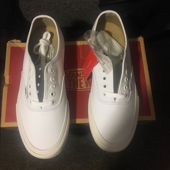 Authentics Pro True White Vans - Picture 2 of 5